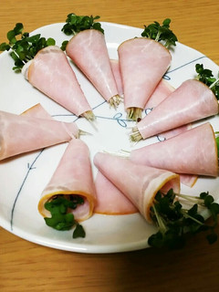 カイワレのハム巻き巻き-レシピのメイン写真