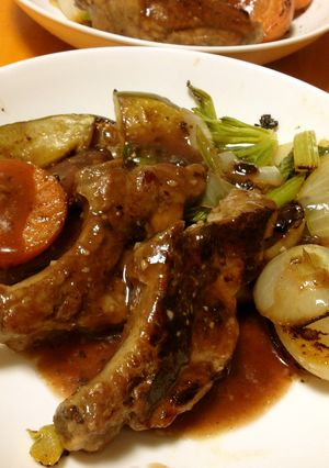 豚骨付リブ肉をブルーベリージャムソースで-レシピのメイン写真