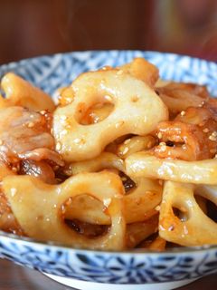 蓮根の豚バラのピリ辛照り焼き♪-レシピのメイン写真
