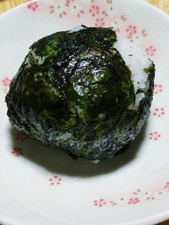 可愛く肉にくしいおにぎり-レシピのメイン写真