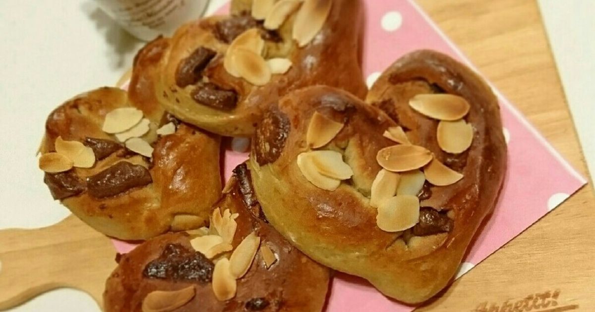 バレンタインに ハート・チョコパン by Lily maman 【クックパッド