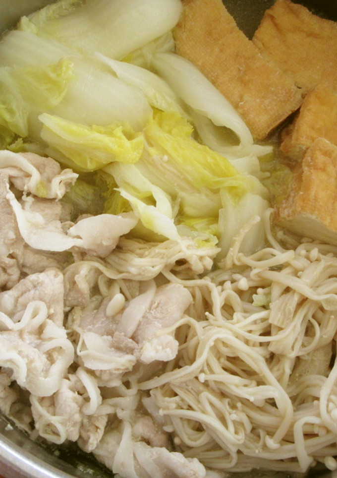 １人鍋！簡単！豚肉と厚揚げの白菜鍋-レシピのメイン写真