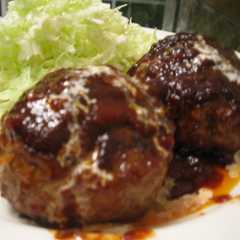 รูปของ 肉汁が溢れる♪ハンバーグ