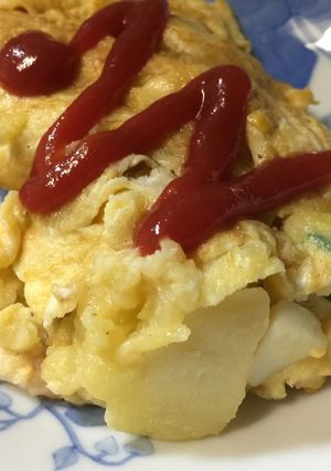 余り物リメイク ポテサラオムレツ-レシピのメイン写真