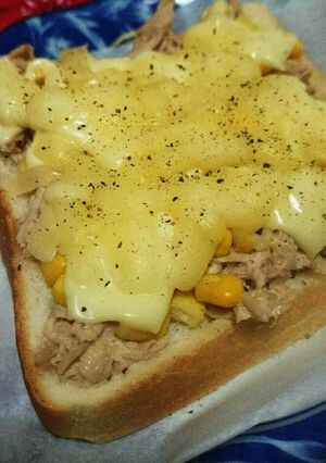 チーズがとろ～り☆ツナマヨチーズトースト-レシピのメイン写真