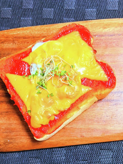 目玉焼きのチーズトースト-レシピのメイン写真