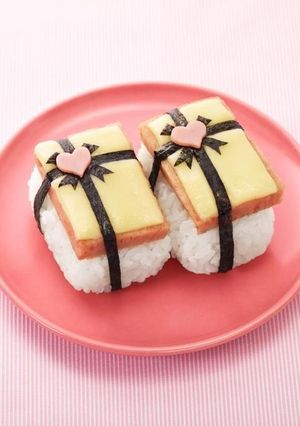 チーズとスパムのバレンタインおにぎり-レシピのメイン写真