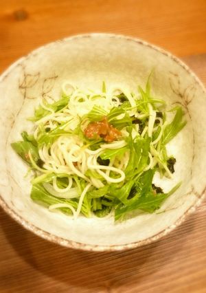 つわり対策にも☆水菜と梅のさっぱり素麺-レシピのメイン写真