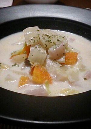 白菜とベーコンと赤かぶのチャウダー-レシピのメイン写真