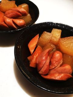 子供が喜ぶ簡単ウインナーと大根煮物-レシピのメイン写真