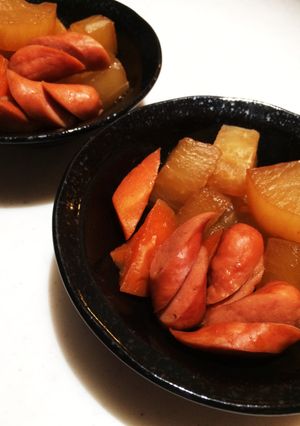 子供が喜ぶ簡単ウインナーと大根煮物-レシピのメイン写真