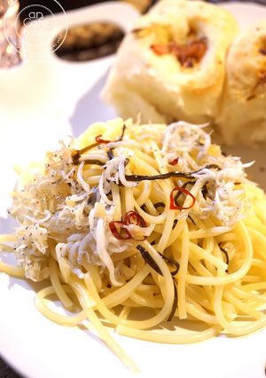 アヒージョdeしらす塩昆布ペペロンチーノ-レシピのメイン写真