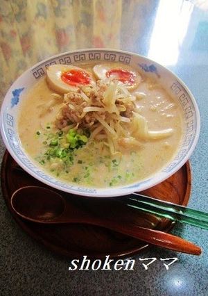 インスタントラーメンで豚コツ風～ラーメン-レシピのメイン写真