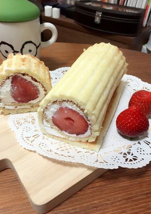 いちごのロールケーキ-レシピのメイン写真