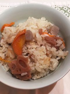 捨てないで!残ったおでんで炊き込みご飯-レシピのメイン写真