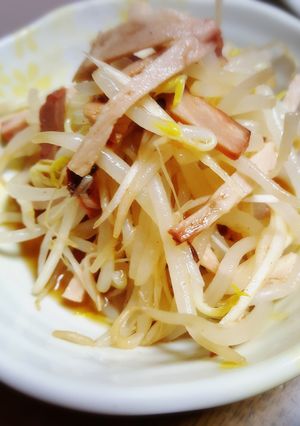しゃきしゃきおいしぃもやしと焼豚-レシピのメイン写真