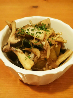 キノコと根菜のホットマリネ-レシピのメイン写真