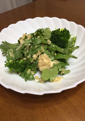 雑穀そぼろ 春菊サラダ-レシピのメイン写真