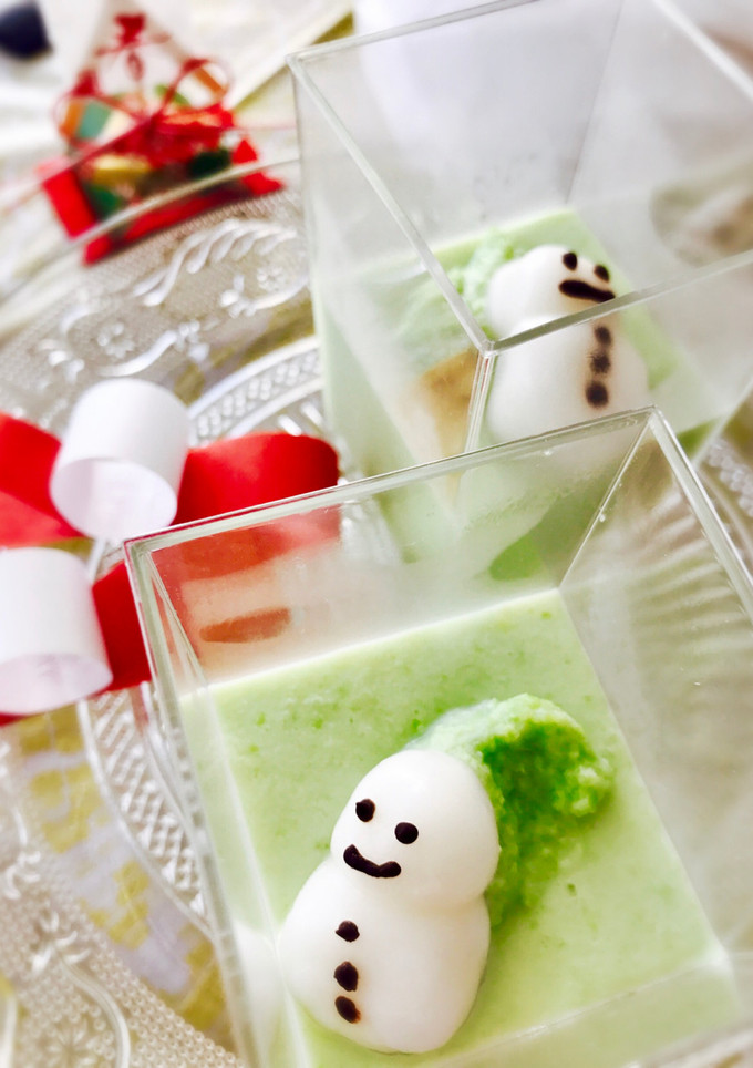 簡単可愛い☆スノーマン白玉のずんだムース-レシピのメイン写真