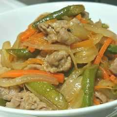 รูปของ 豚肉の中華風炒め物❁