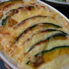 รูปของ かぼちゃとチキンのグラタン