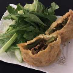 รูปของ 簡単！ヘルシーな油揚げの肉詰め。