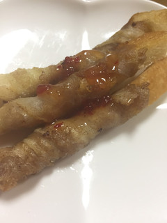 カリカリ⭐︎パン耳の豚肉まきまき-レシピのメイン写真