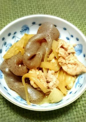 こんにゃくと豚肉のピリ辛煮-レシピのメイン写真