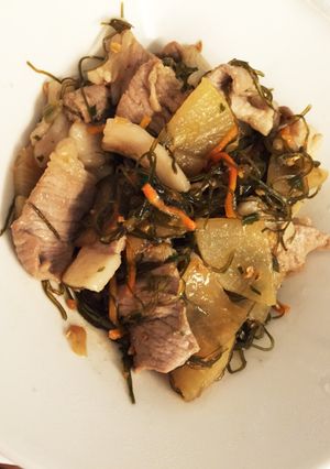 豚肉と細切り昆布の炒め煮-レシピのメイン写真