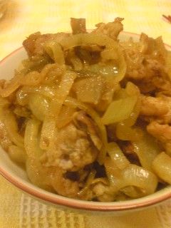 豚玉ねぎのカレー炒め丼-レシピのメイン写真