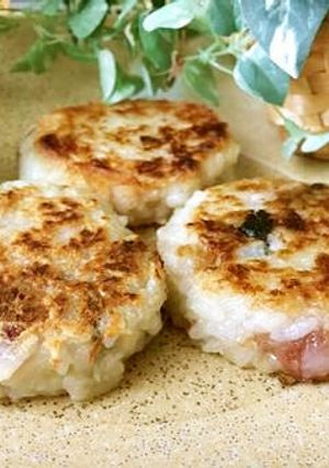 冷ご飯とジャガイモのおやき★梅カツオ-レシピのメイン写真