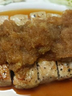 厚切り豚ロースを味ぽんおろしで-レシピのメイン写真