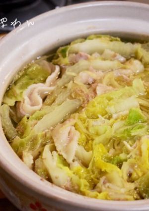 旨味ぎゅっと♡豚バラ白菜のミルフィーユ鍋-レシピのメイン写真