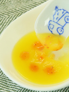 【離乳食初期】さつま芋のいちごソースかけ-レシピのメイン写真