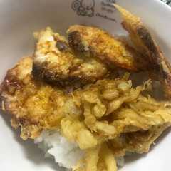 A picture of ボラの天丼.