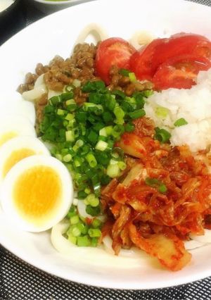 納豆キムチのおろし冷やしぶっかけうどん-レシピのメイン写真
