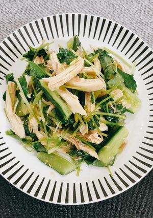 簡単！鶏ムネ肉と香味野菜のわさび和え-レシピのメイン写真