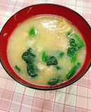 ほうれん草ととろろの鶏ねばねばスープ