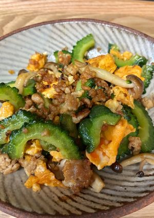 鶏ひき肉で作るゴーヤチャンプル-レシピのメイン写真