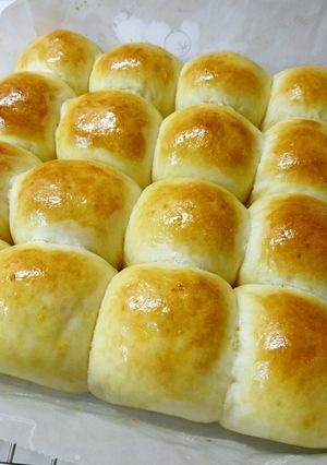クリームチーズ入ちぎりパン-レシピのメイン写真