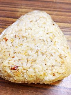 おかかおにぎり-レシピのメイン写真