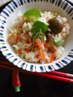 鍋の残りスープでリメイク炊き込みご飯-レシピのメイン写真