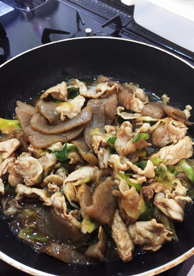 豚肉とこんにゃく、長ネギの炒め煮-レシピのメイン写真