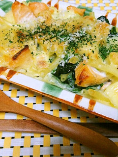 ほうれん草とサーモンのマカロニグラタン-レシピのメイン写真