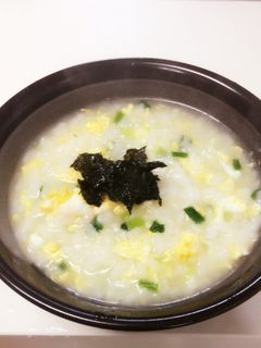 簡単ゴマ油かおる優しい味の卵お粥(雑炊)-レシピのメイン写真