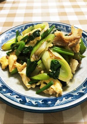 冬のほうれん草と卵と白ネギと少しお肉★-レシピのメイン写真