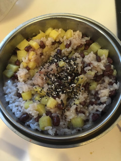 もちとさつまいもの赤飯-レシピのメイン写真