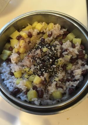 もちとさつまいもの赤飯-レシピのメイン写真