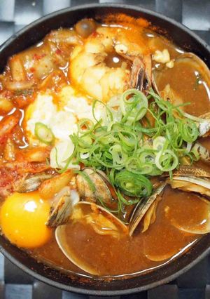 本格スンドゥブチゲ（豆腐チゲ）-レシピのメイン写真