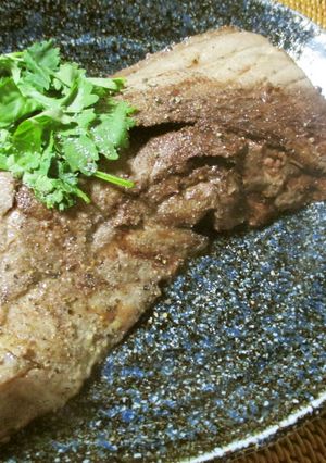 鮪のあら・黒胡椒にんにくステーキ-レシピのメイン写真